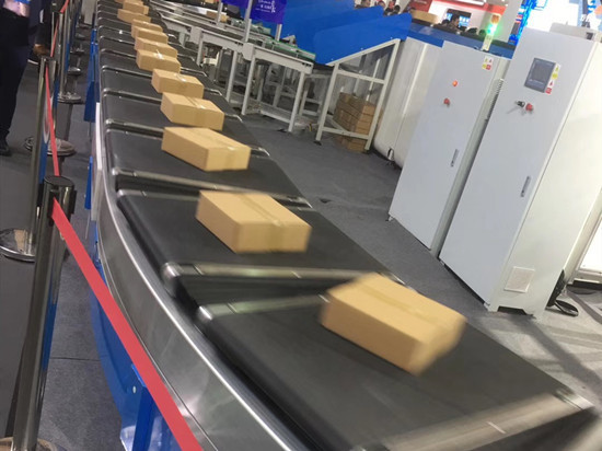 4.0mm黑色草紋輸送帶產品展示 4.0mm黑色草紋輸送帶產品展示