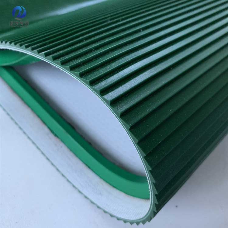 綠色搓衣板紋輸送帶加導(dǎo)條防跑偏