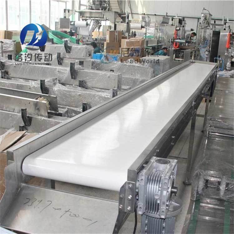 白色PU耐油輸送帶調試中 白色PU耐油輸送帶調試中