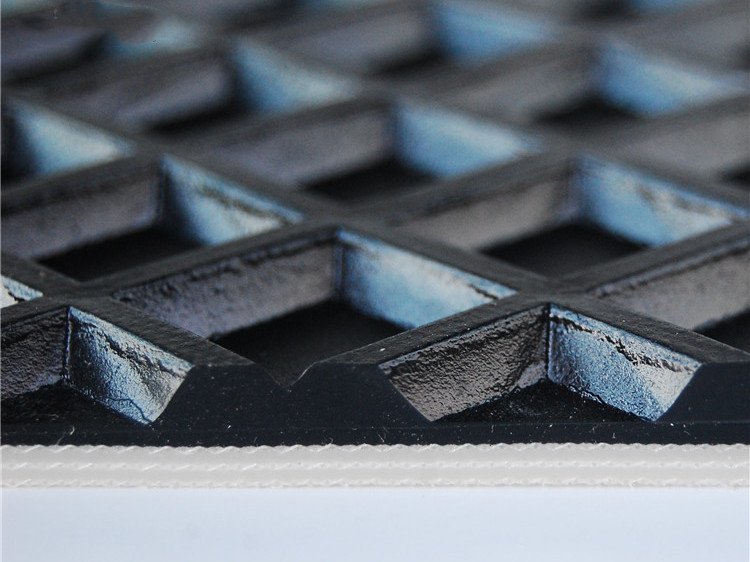 大方格輸送帶表面花紋高度 大方格輸送帶表面花紋高度